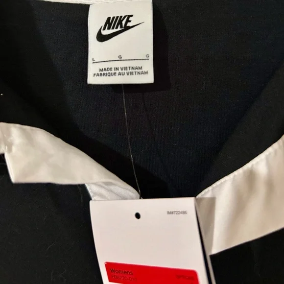 Nike Black and White Polo Shirt - Picture 2 of 4